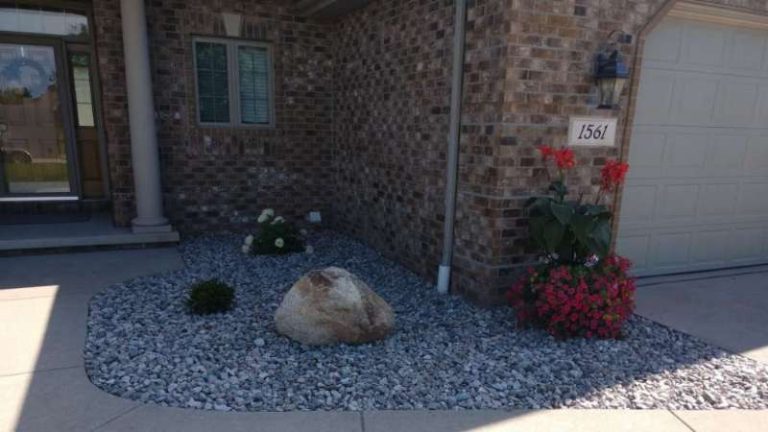 Hardscaping vs. Softscaping: What You Should Know